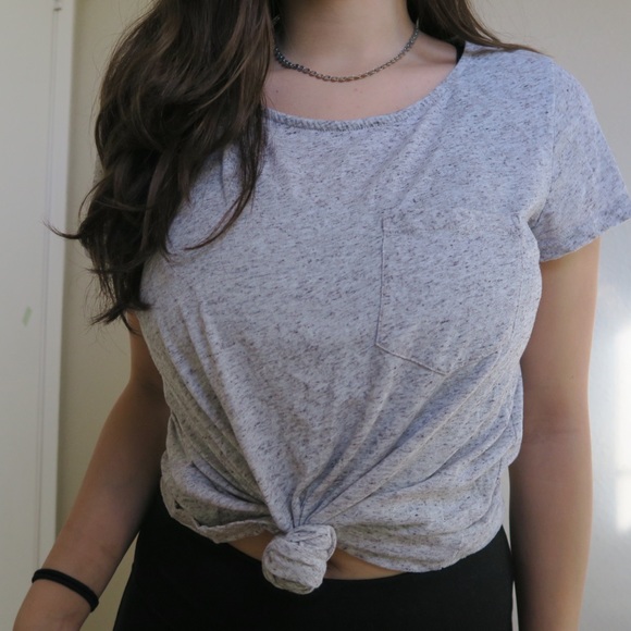 H&M Tee Shirt - Picture 4 of 5